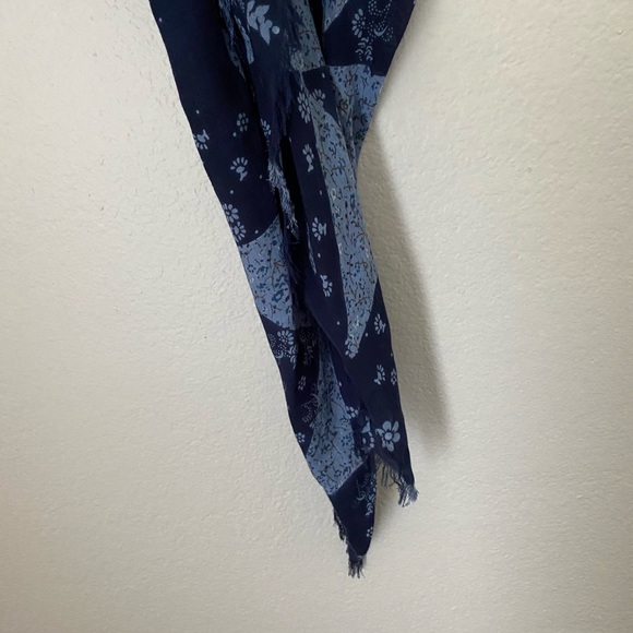 Madewell Paisley Square Scarf - Picture 4 of 5